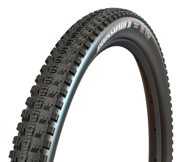 Maxxis Crossmark II — three-quarter view