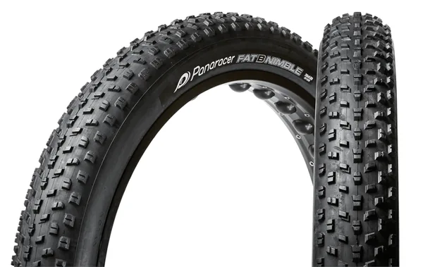 Panaracer Fat B Nimble — three-quarter view