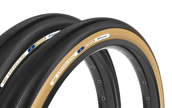 Panaracer GravelKing — three-quarter view