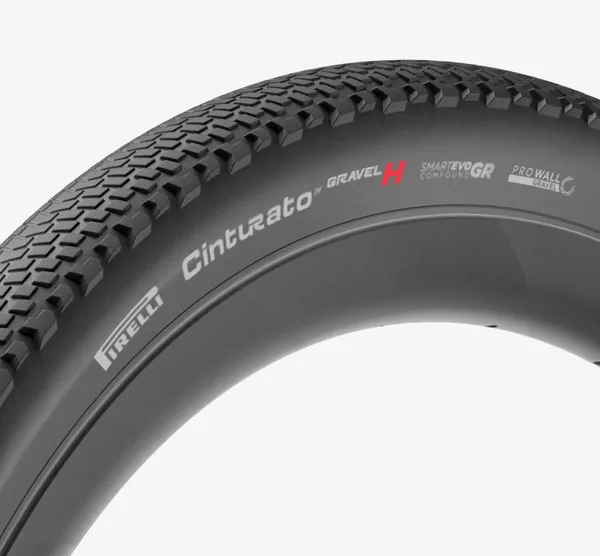 Pirelli Cinturato Gravel H — three-quarter view