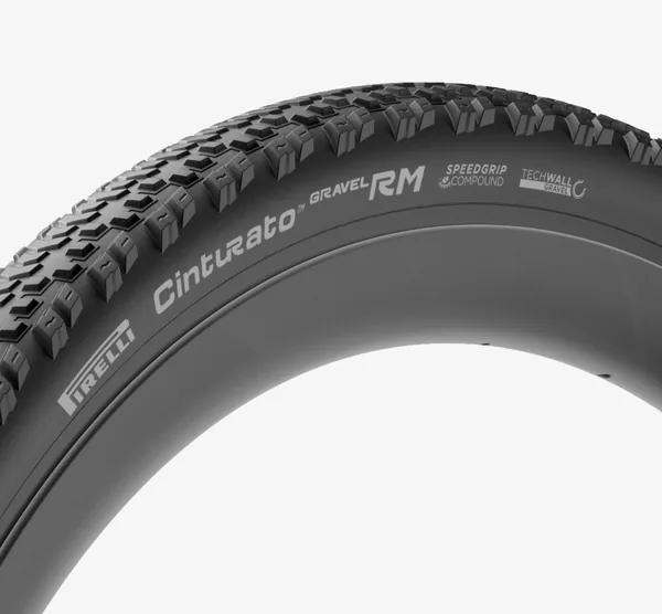Pirelli Cinturato Gravel RM — three-quarter view