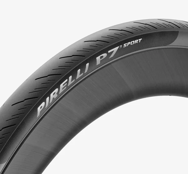 Pirelli P7 Sport — three-quarter view