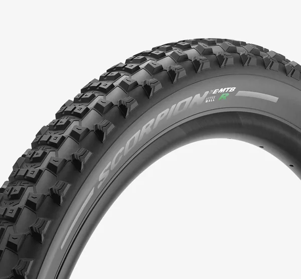 Pirelli Scorpion E-MTB R — three-quarter view